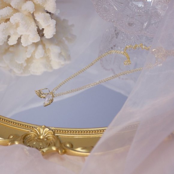 NEW 14K Gold Plated Diamond Angel Wing Necklace - Picture 4 of 9